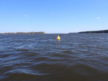 Oznakowanie bojami stref Zbiornika Sulejowskiego 2019, 