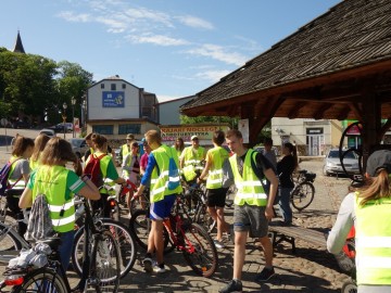 Rowerowy rajd przełajowy zielonym szlakiem pieszym 