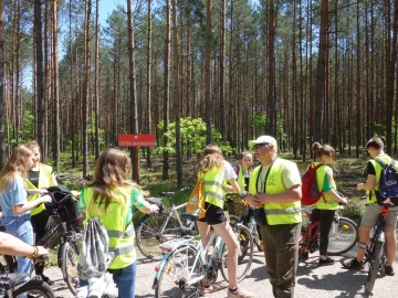 Rowerowy rajd przełajowy zielonym szlakiem pieszym 