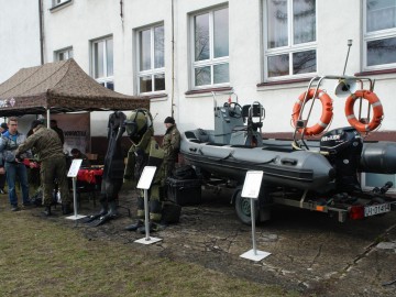 Tropem Wilczym bieg pamięci Żołnierzy Wyklętych w Dobromierzu na terenie PPK., 