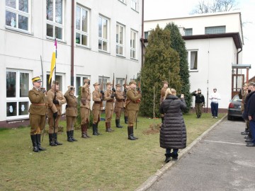 Tropem Wilczym bieg pamięci Żołnierzy Wyklętych w Dobromierzu na terenie PPK., 