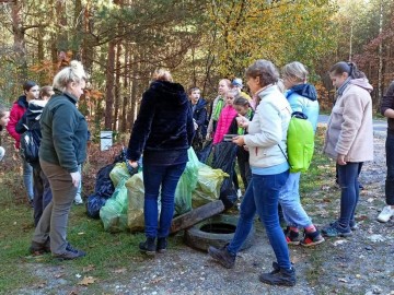 Dzień Krajobrazu - sprzątanie ZPK, 