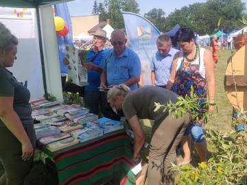 Piknik województwa łódzkiego w Ostrówku, 