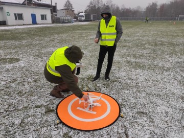 Operatorzy dronów, D. Sommerfeld